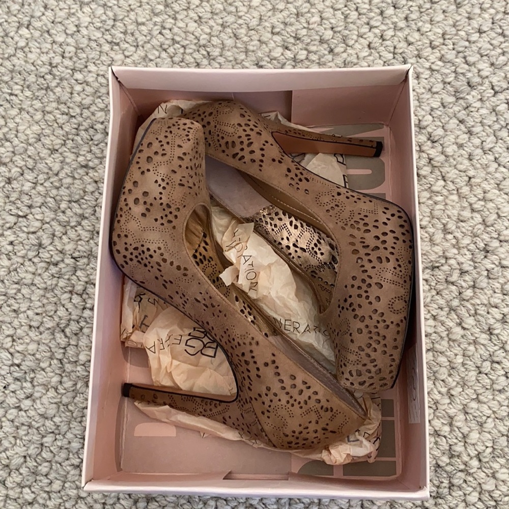 BCBG heels